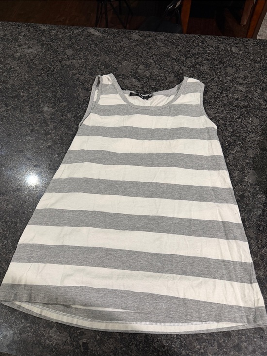 Tops - Women’s tank